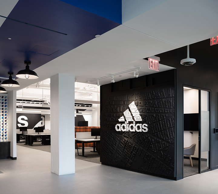 老廠房改辦公  Adidas紐約辦公樓展廳裝修設計方案